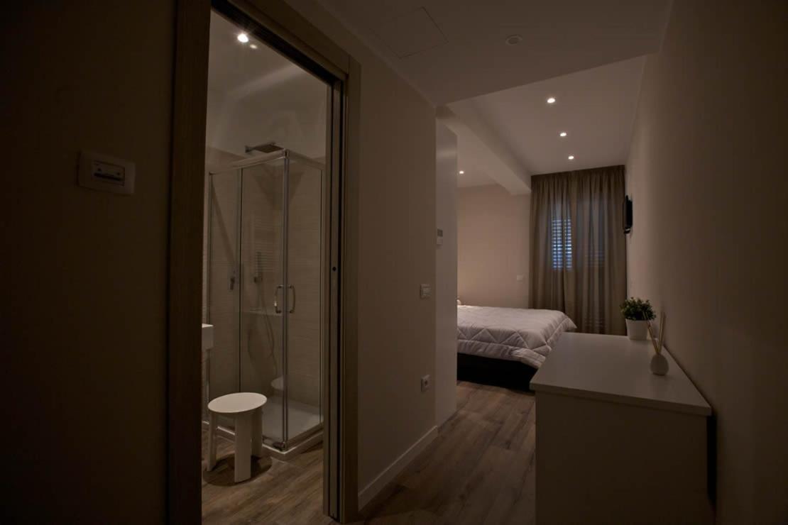 Onorati Hotel Priverno Eksteriør billede